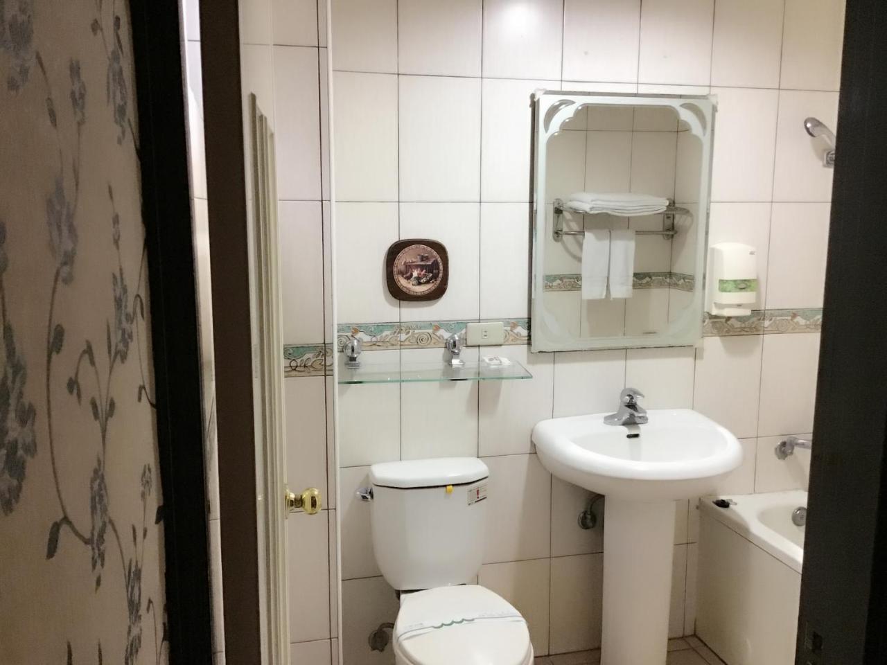 土城飯店 Ξενοδοχείο Tucheng Εξωτερικό φωτογραφία
